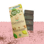 Chocolate em barra 65% Cacau com castanha de caju e uvas passas sem glúten e lactose 25g
